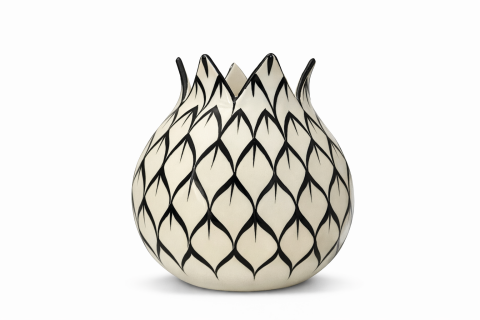 Siyah Beyaz  Desenli Enginar Vazo 13 cm